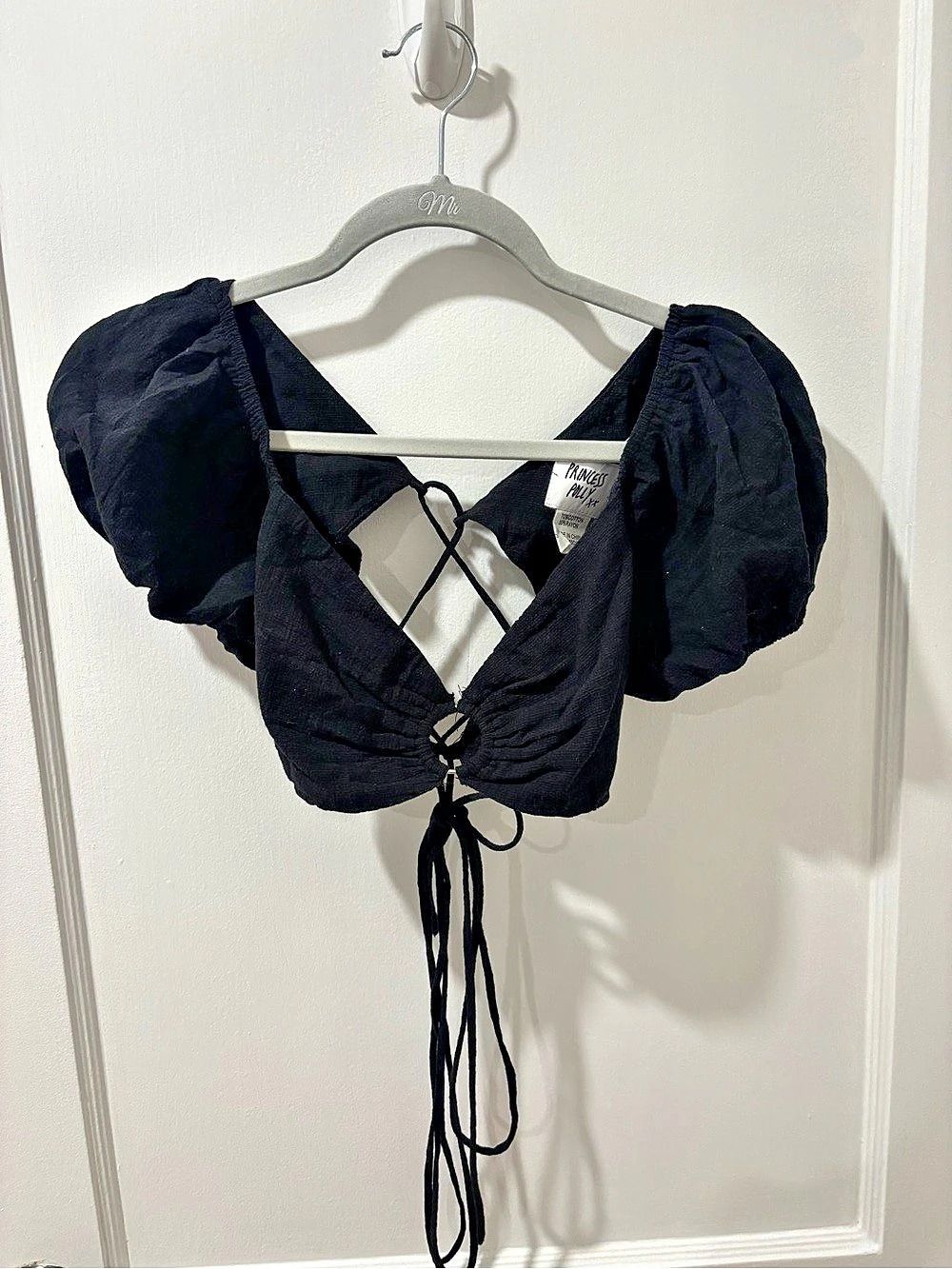 princess Polly  Puff Sleeve Crop Top in Black Like New